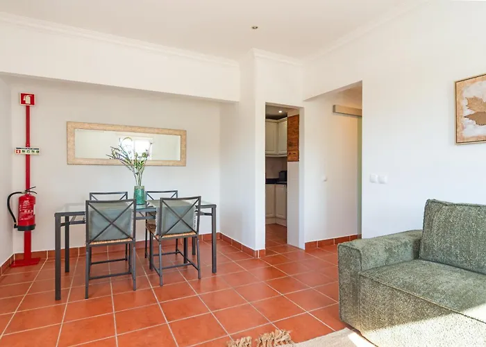 Апартаменты Cascais Tamariz Sea View